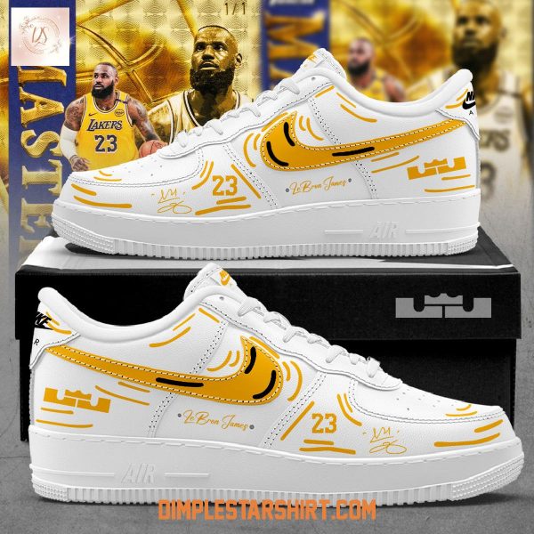 Los Angeles Lakers Celebrate LeBron James New Version Air Force 1 Shoes